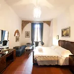 Le Aquile سيينا
